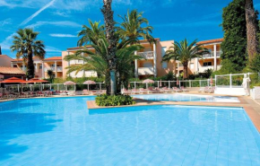 2 piéces terrasse clilm à 400 M de la Mer